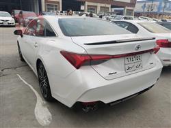 تويوتا أفالون